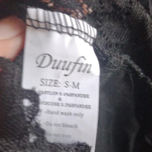 Black Lace Bralette Size S-M - Picture 4 of 4